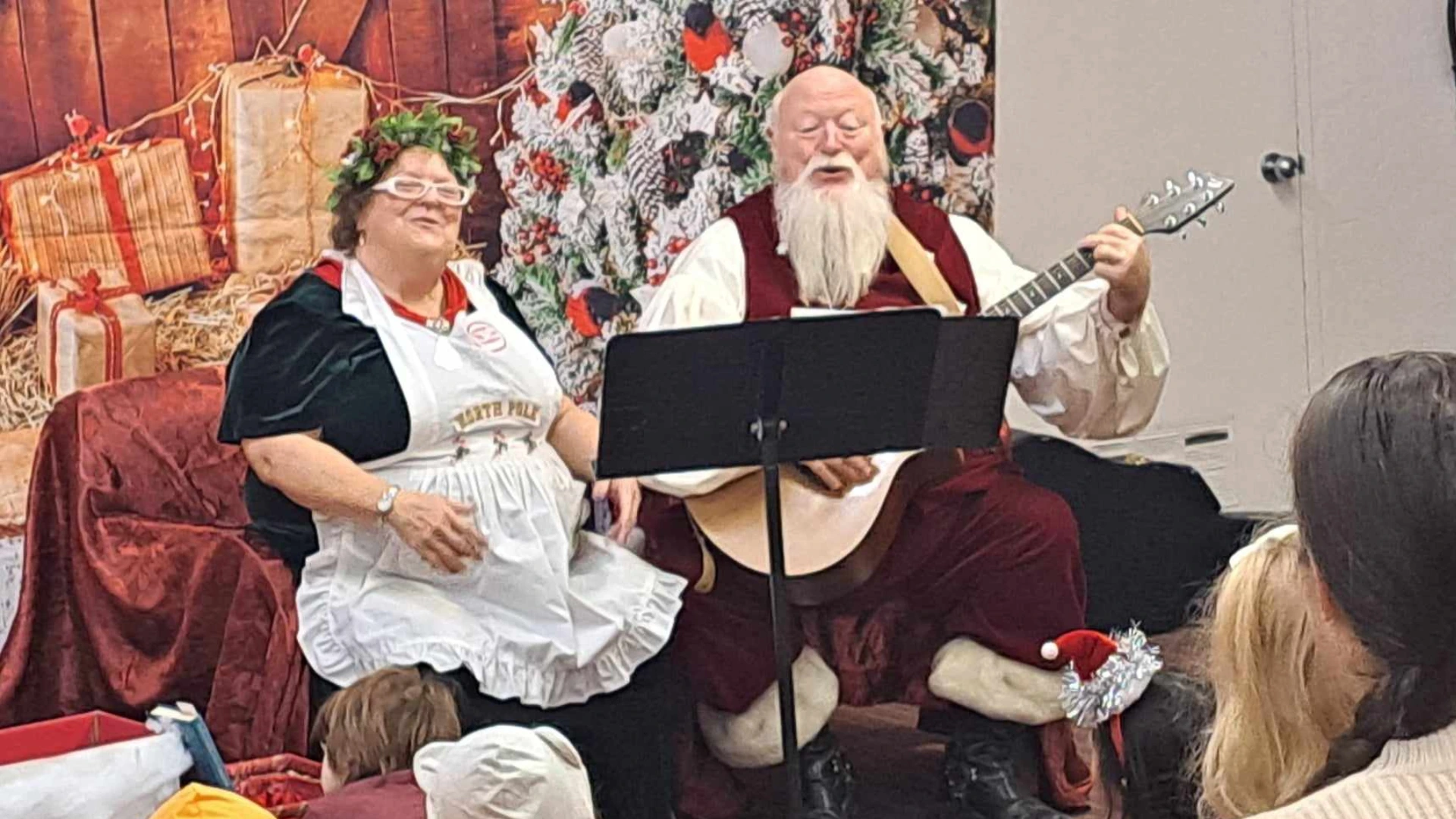 Santa Visits the Chino Valley Library